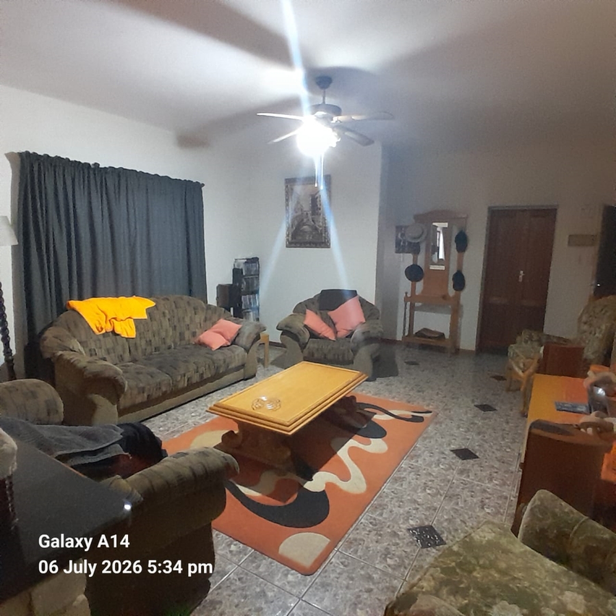 3 Bedroom Property for Sale in Safari Gardens North West